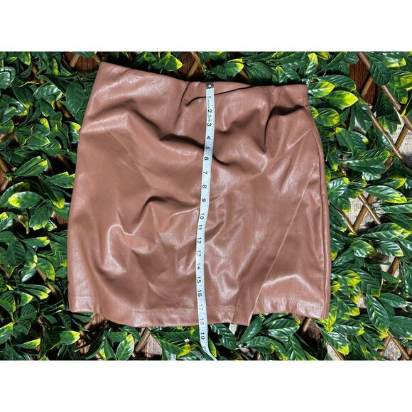 Aritzia Wilfred Brown Faux Leather Mini Skirt Size 12 - Picture 6 of 6